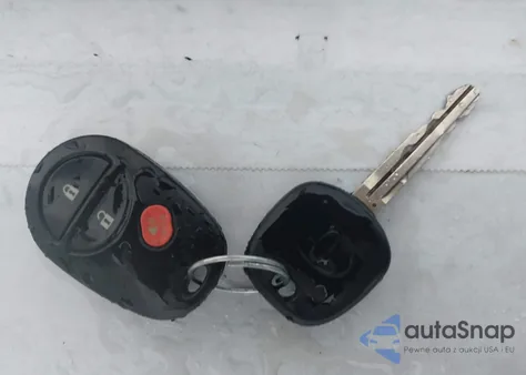 2010 Toyota Tacoma V6 из США, поврежденный, VIN 5TEMU4FN1AZ710123